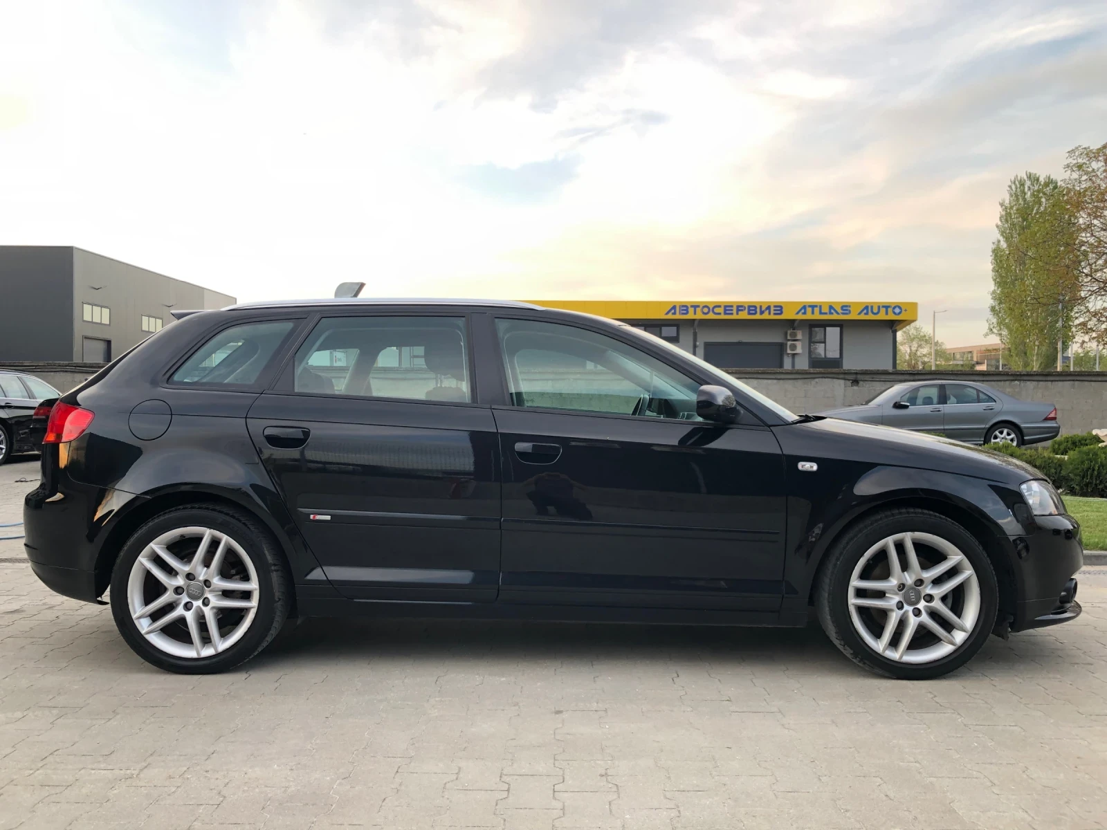 Audi A3 2.0 TDI Ambition Sportback S-Line BMM АЛКАНТАРА - изображение 9