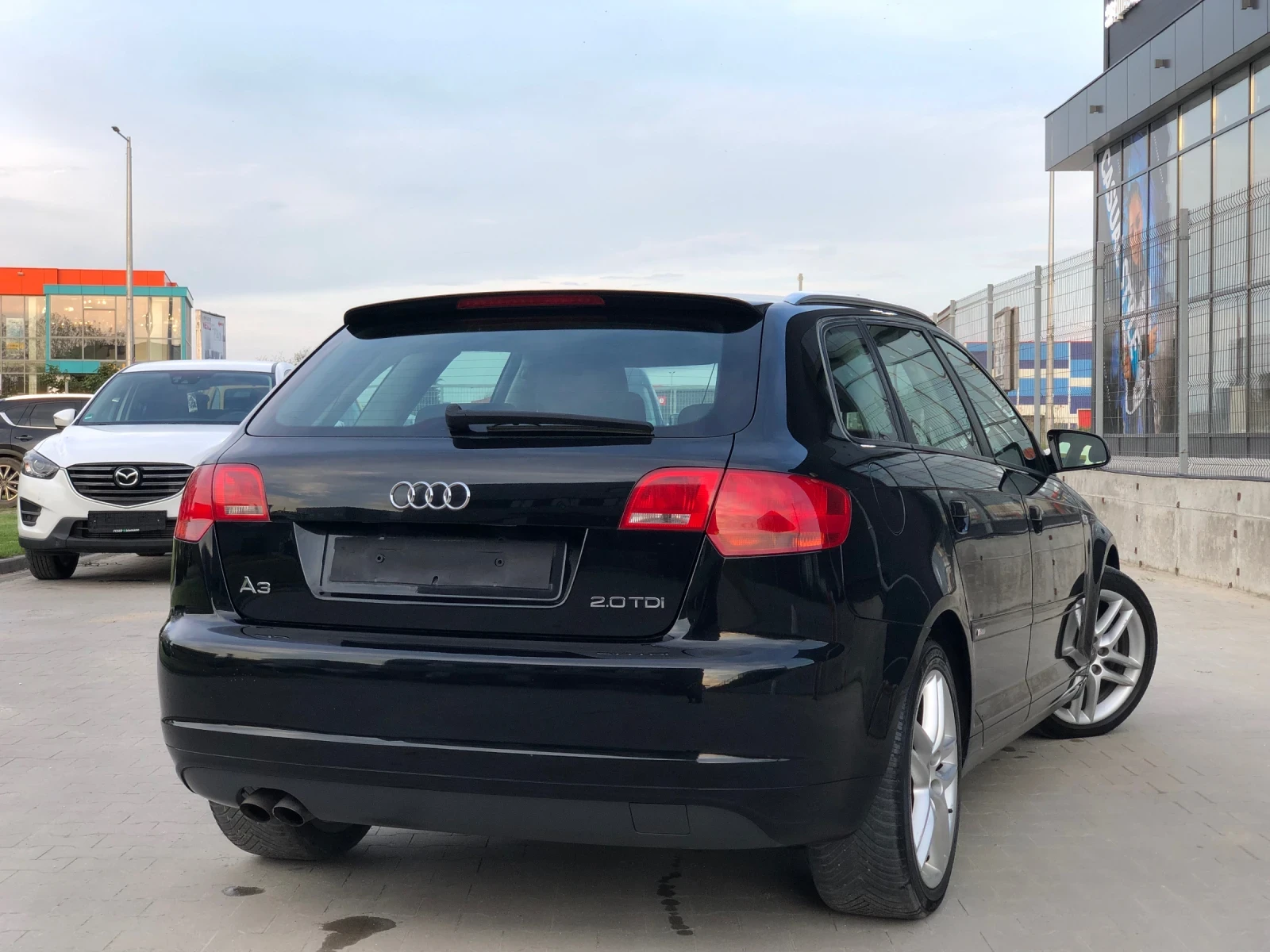 Audi A3 2.0 TDI Ambition Sportback S-Line BMM АЛКАНТАРА - изображение 2