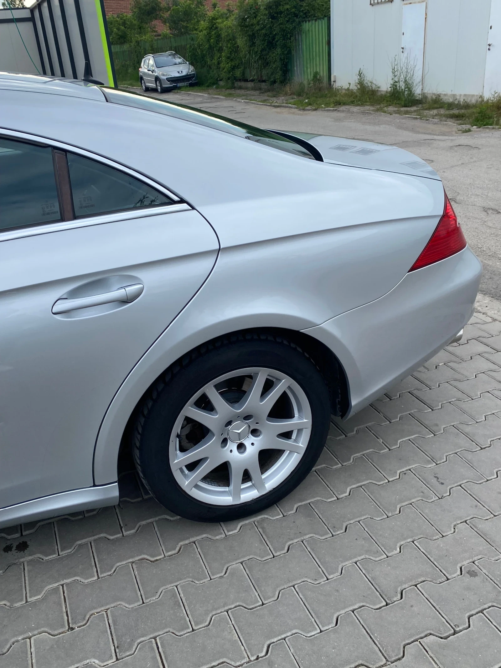 Mercedes-Benz CLS 350  - изображение 5