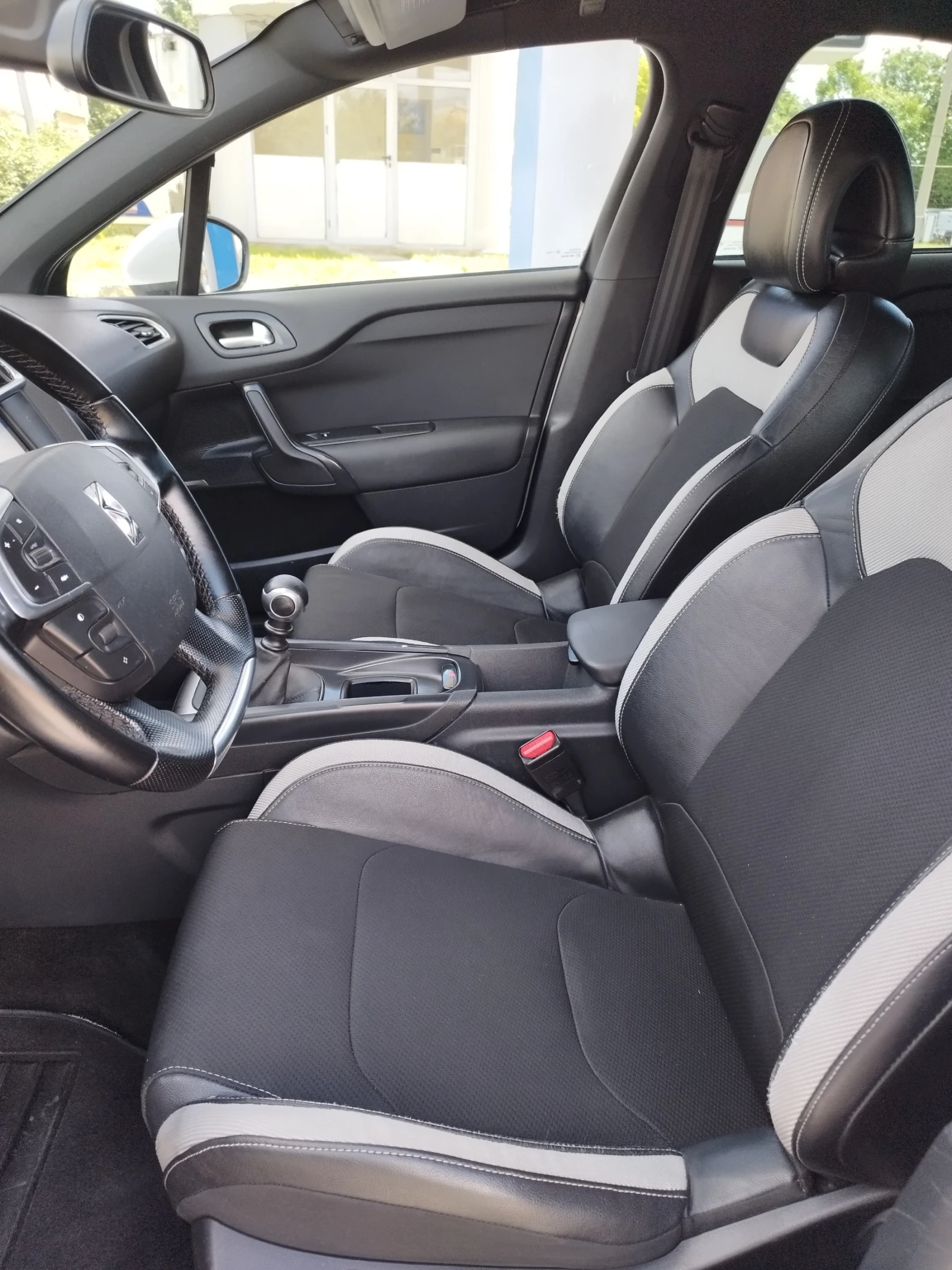 Citroen DS4 1.6  E-HDI     NAVI - изображение 10