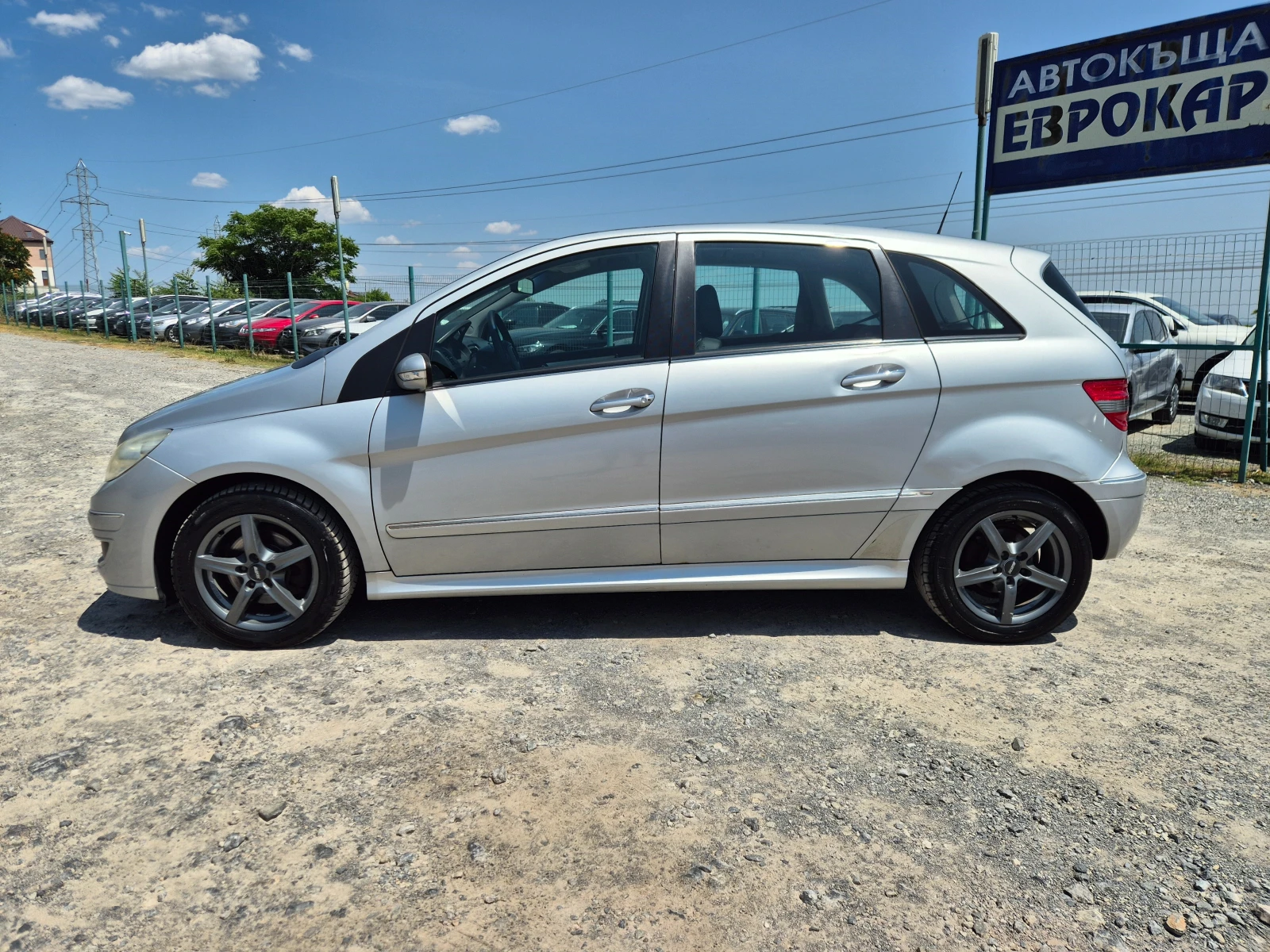 Mercedes-Benz B 200 2.0i 200кс - изображение 2