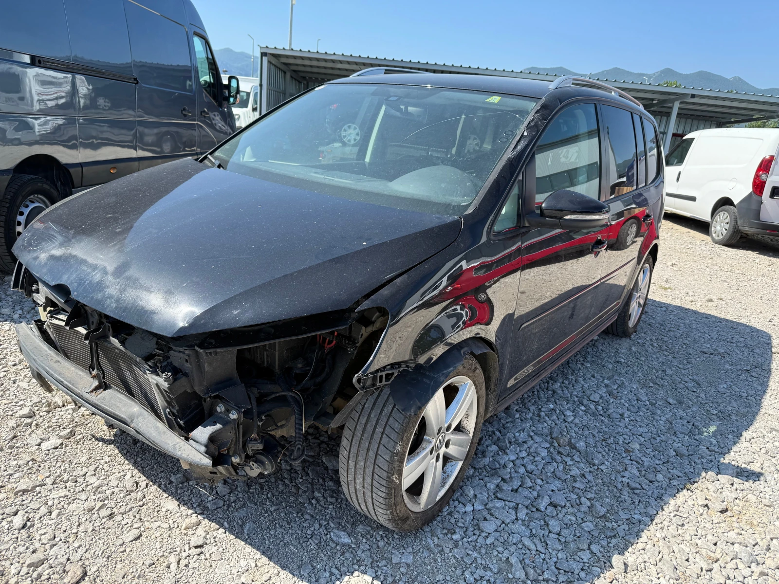 VW Touran УДАРЕН !! РЕАЛНИ 120000 км - изображение 7