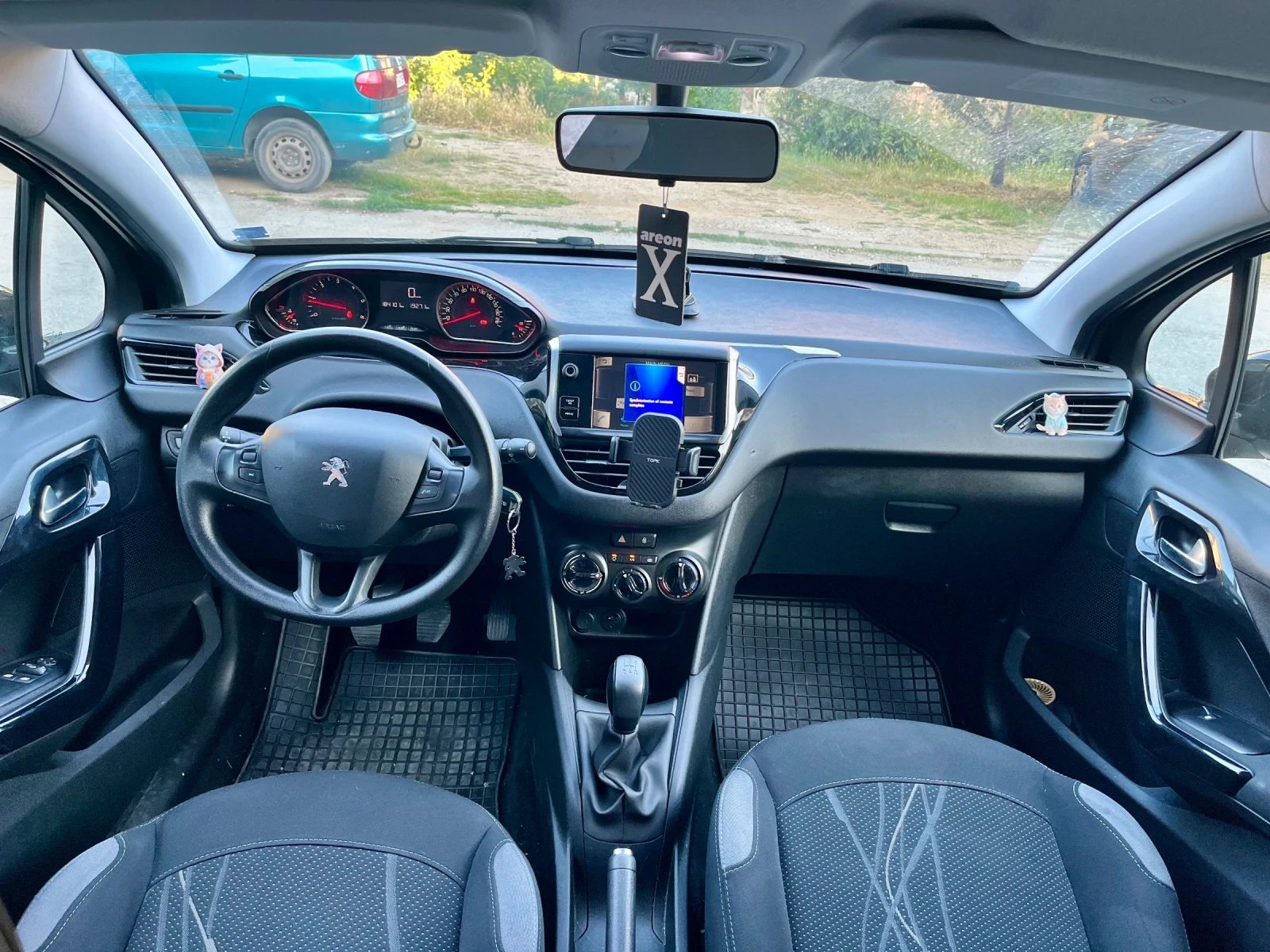 Peugeot 208 1.4 HDI - изображение 6