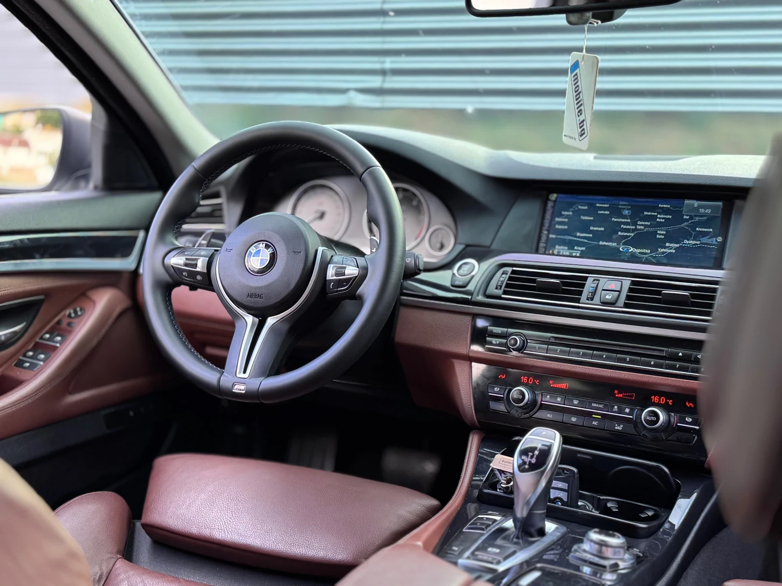 BMW 520 Individual - изображение 8