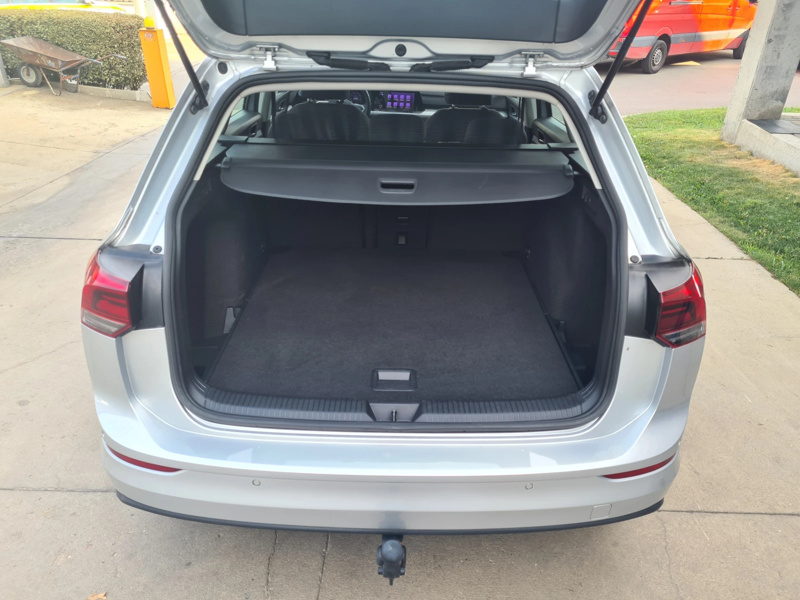VW Golf 8 2.0TDI - изображение 7