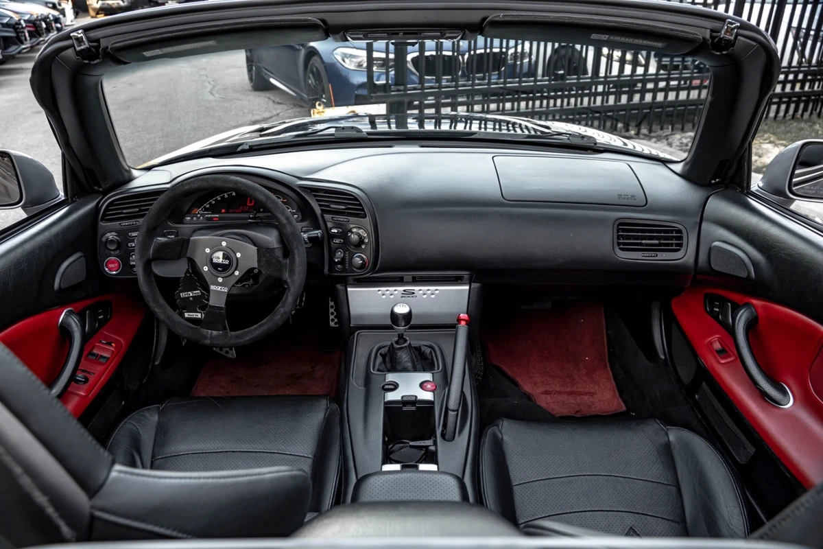 Honda S2000 CONVERIBLE/MANUAL 6 SPEED/CARBON PACKAGE - изображение 10
