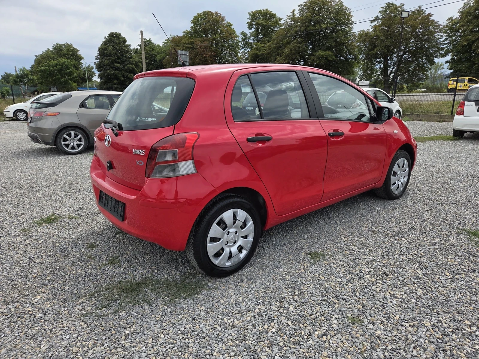 Toyota Yaris 1.0i GPL - изображение 5