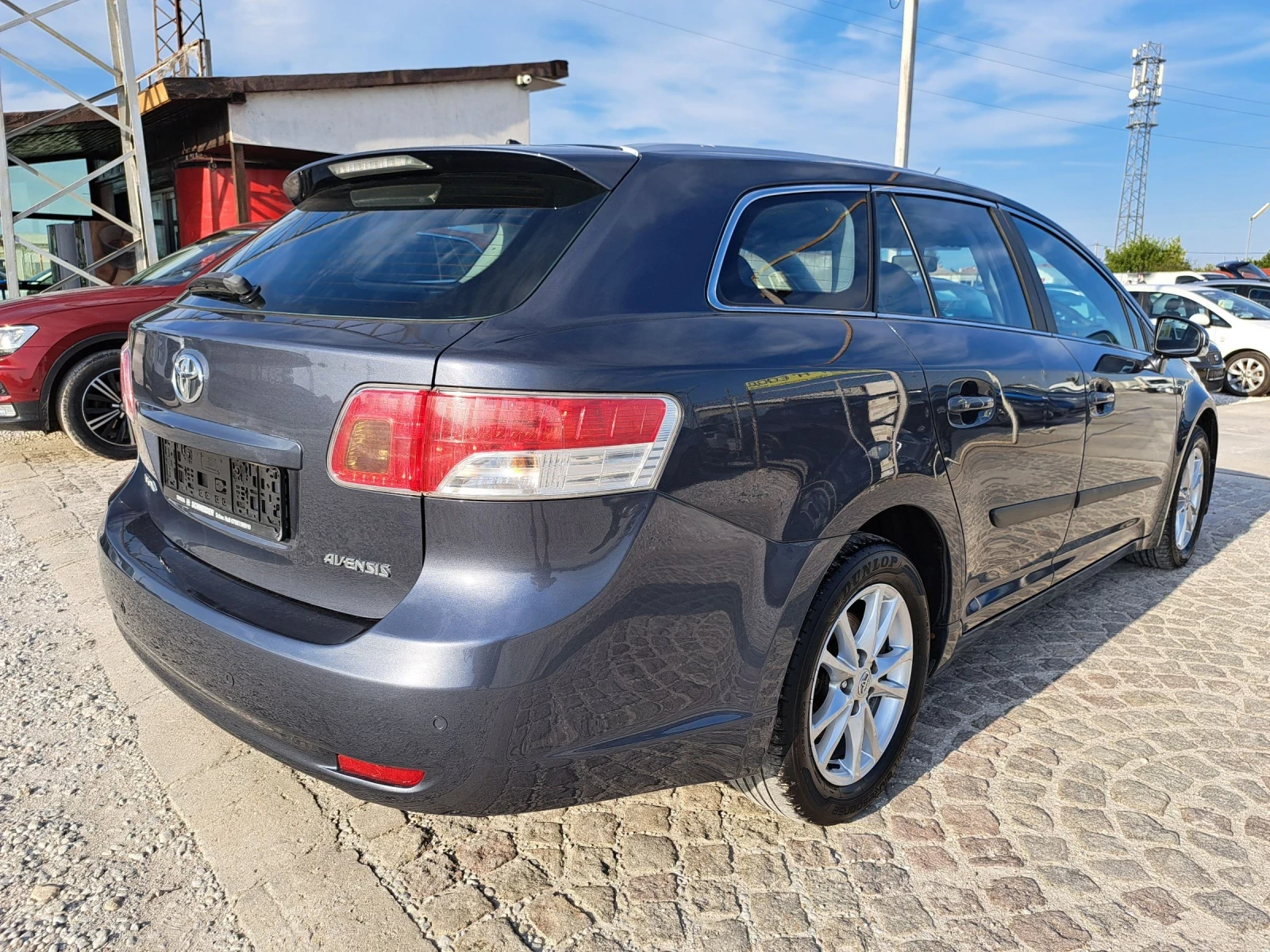 Toyota Avensis 1.8i/НАВИ/КАМЕРА/180000КМ - изображение 5