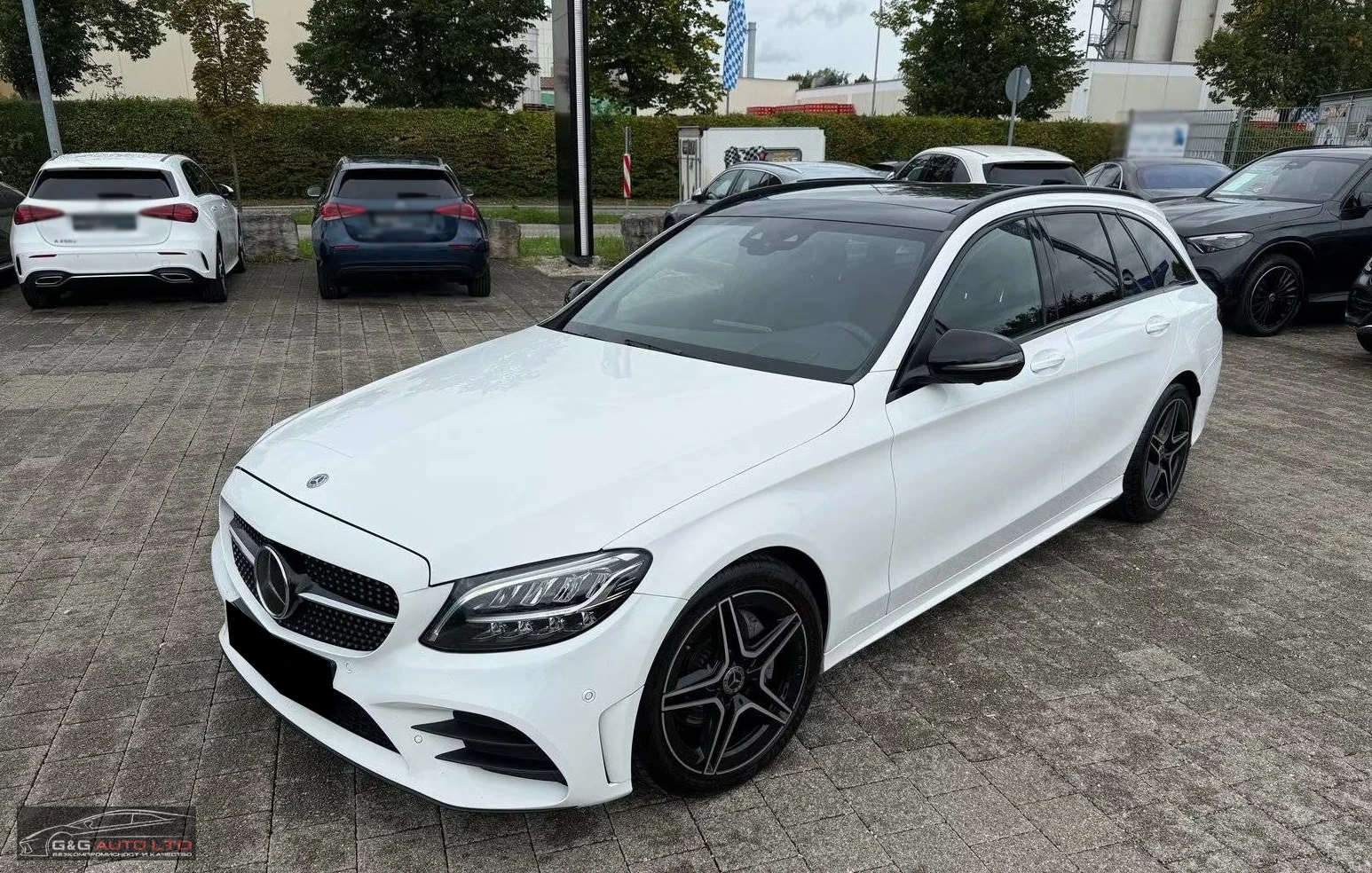 Mercedes-Benz C 220 d/AMG/194HP/DISTR/PANO/360/BURM/HUD/CARPLAY/806f - изображение 3