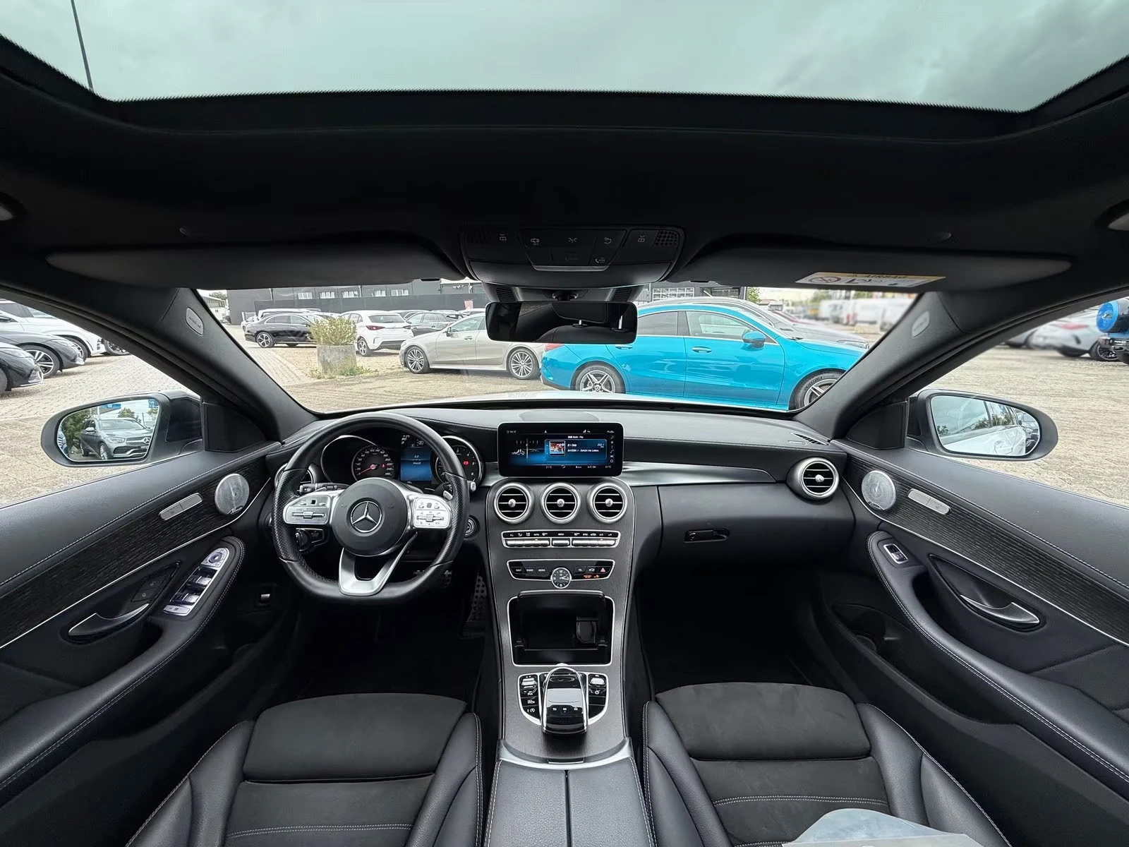 Mercedes-Benz C 220 d/AMG/194HP/DISTR/PANO/360/BURM/HUD/CARPLAY/806f - изображение 9