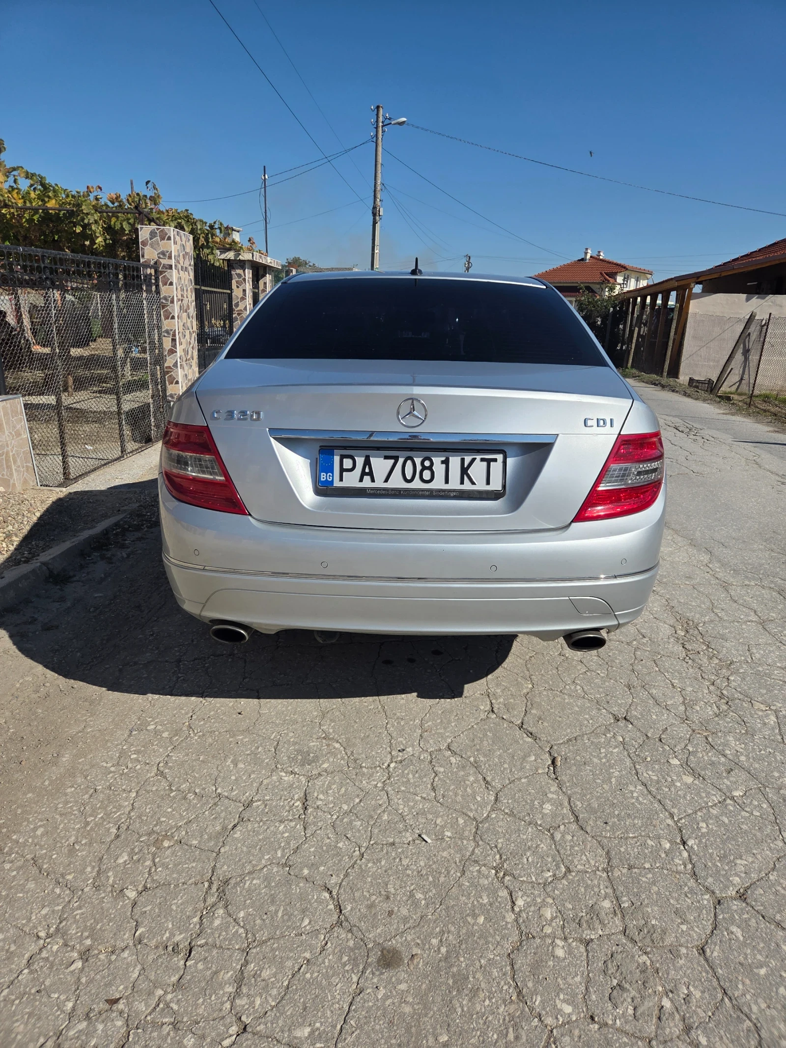 Mercedes-Benz C 320  - изображение 2