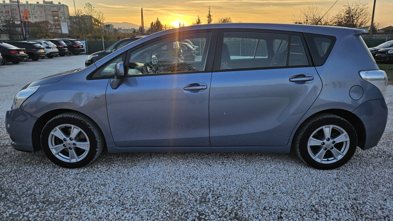 Toyota Corolla verso 1.8 ...PANORAMA  | Mobile.bg   6