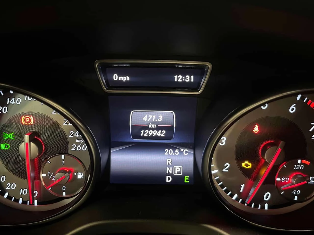 Mercedes-Benz CLA 250 * CARFAX * ПОДГРЕВ * КАМЕРА * ПАМЕТ, снимка 8 - Автомобили и джипове - 53966137