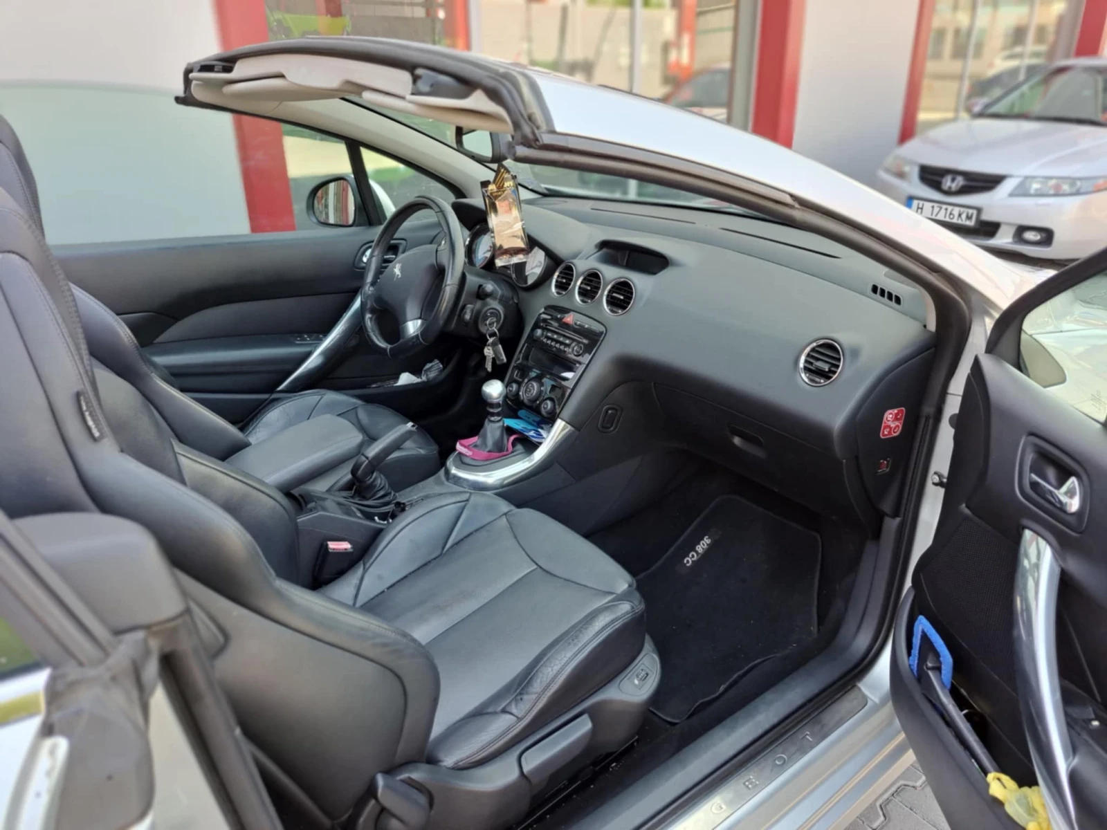 Peugeot 308 CC, снимка 9 - Автомобили и джипове - 54238402