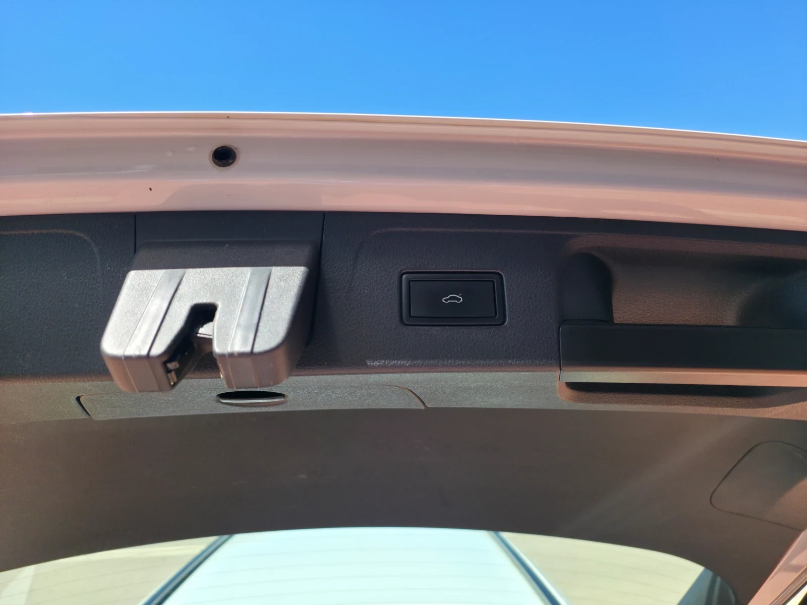 VW Passat 8.5 B, снимка 16 - Автомобили и джипове - 54320524