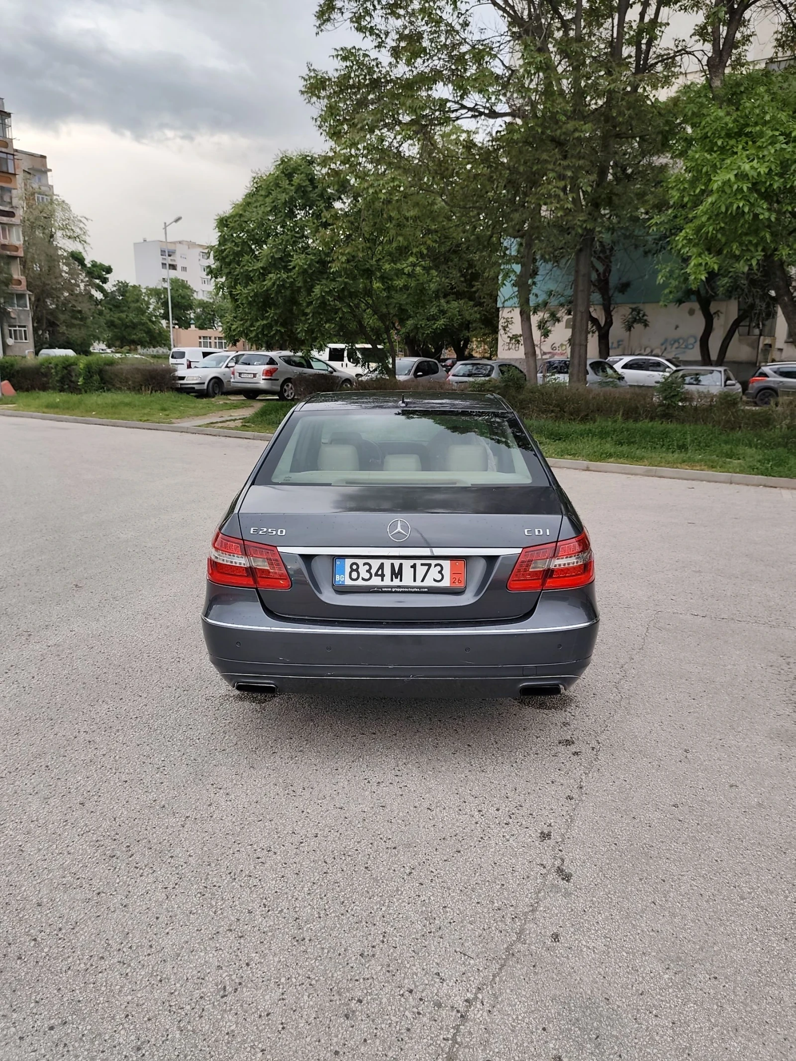 Mercedes-Benz E 250, снимка 3 - Автомобили и джипове - 54528497