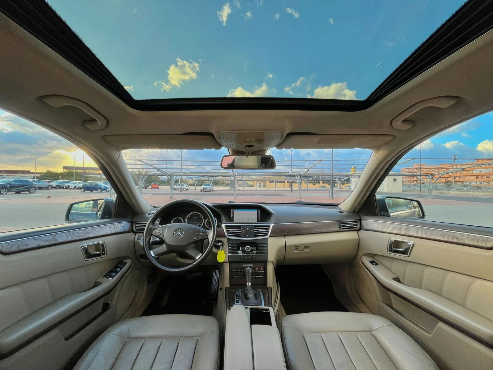 Mercedes-Benz E 250, снимка 6 - Автомобили и джипове - 54528497