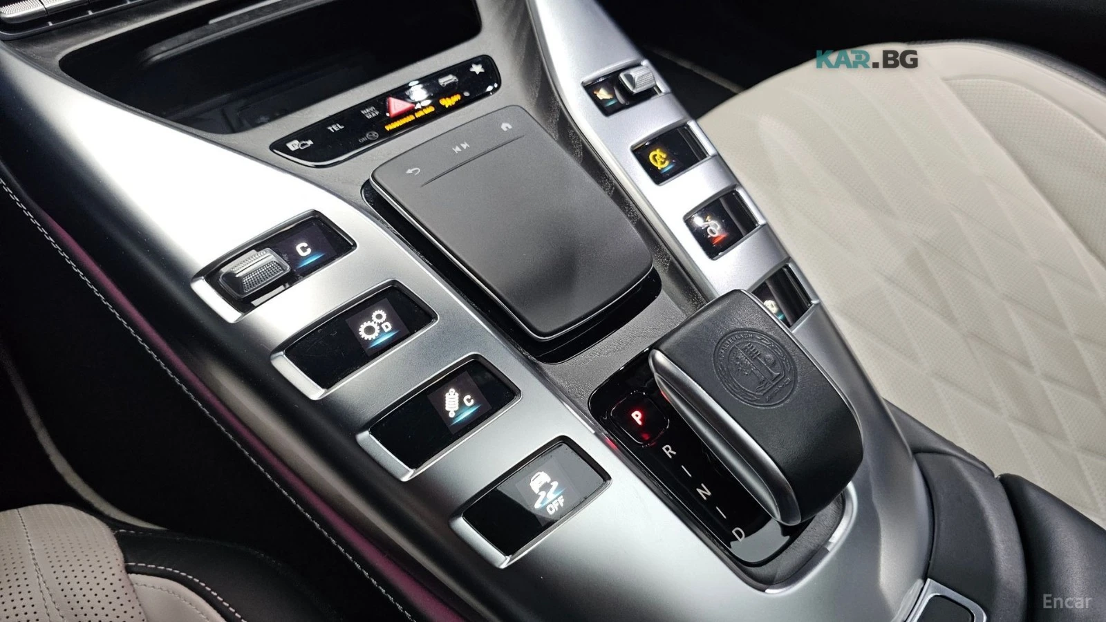Mercedes-Benz AMG GT 43* 4MATIC+ * SPECIAL EDITION* FULL* , снимка 8 - Автомобили и джипове - 54809231
