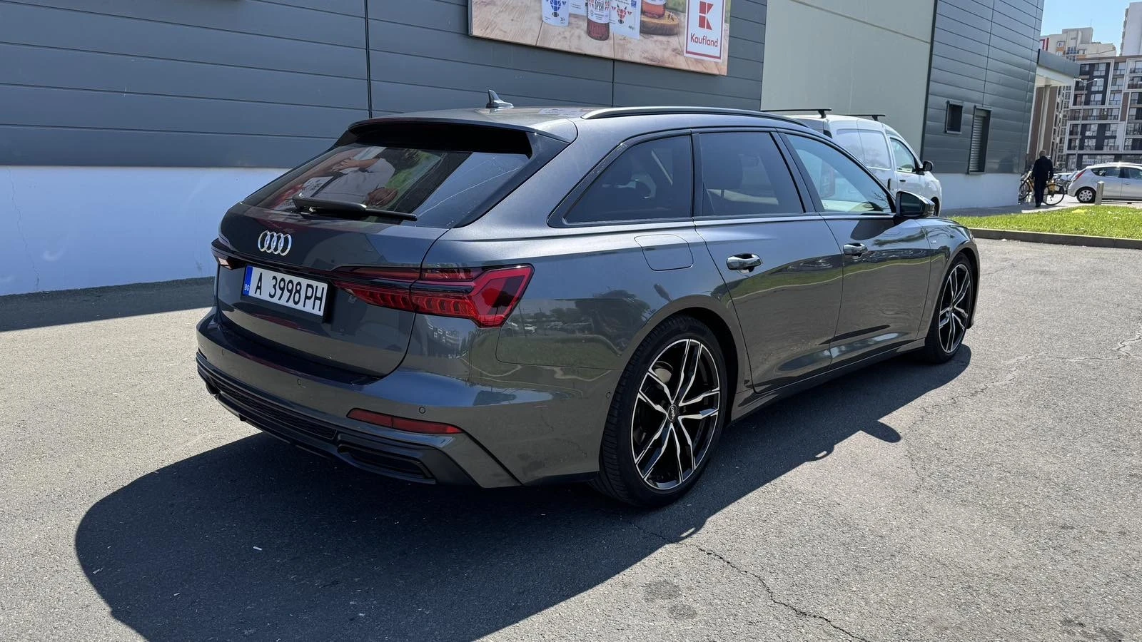 Audi A6 Авант, снимка 15 - Автомобили и джипове - 54894417