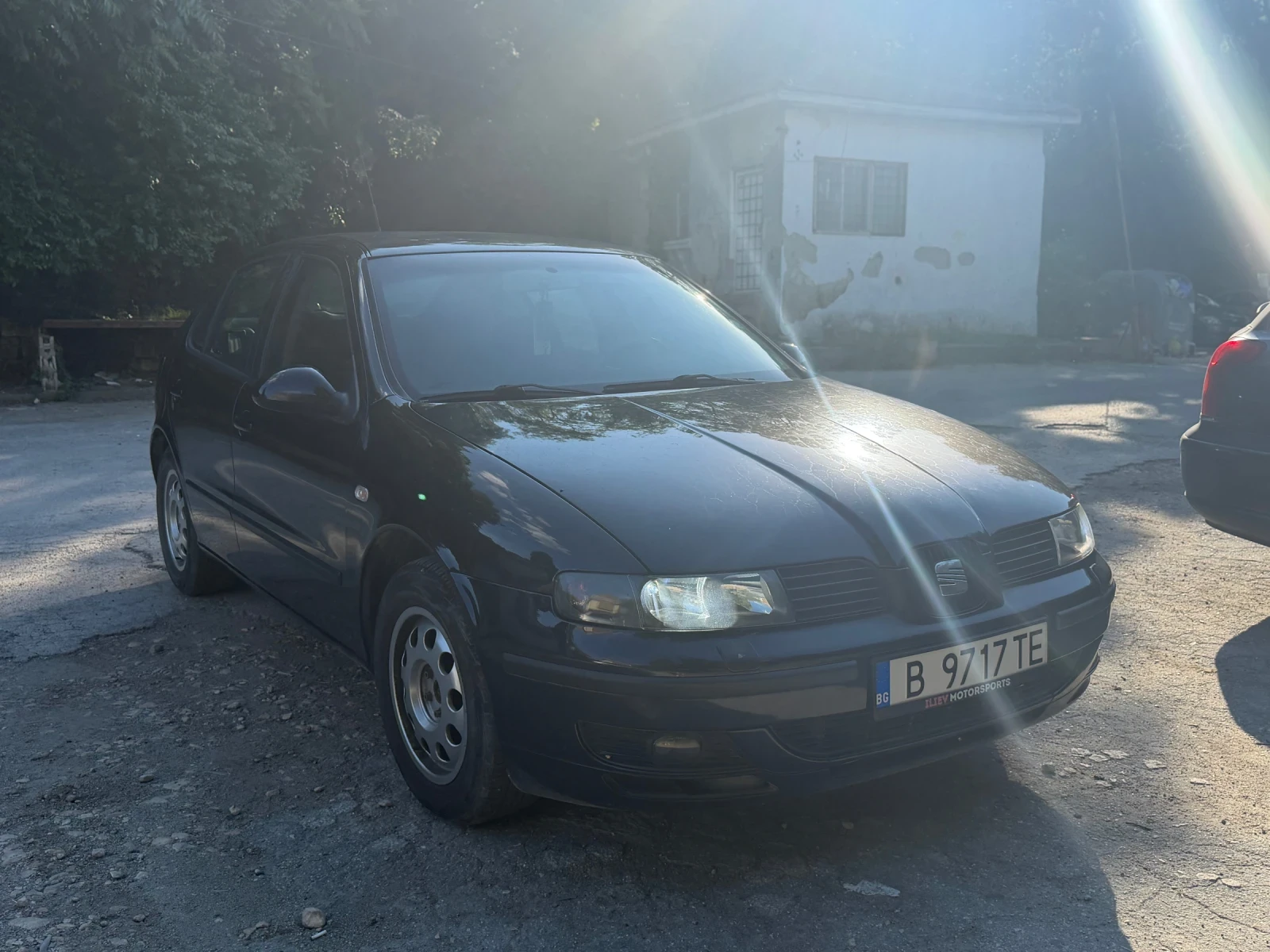 Seat Leon 1.9 tdi 110 кс, снимка 2 - Автомобили и джипове - 54916735