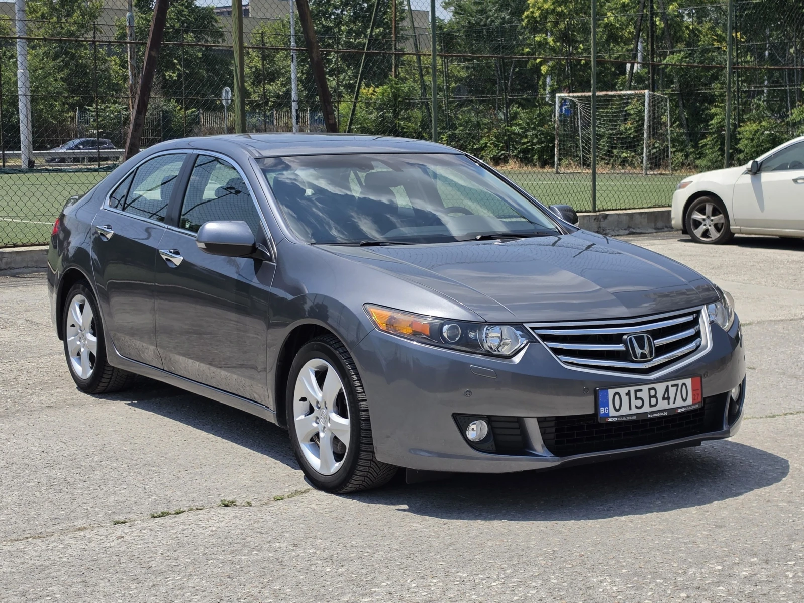 Honda Accord 2.4i-VTEC Distronic + , Lane Assist, снимка 3 - Автомобили и джипове - 55096003