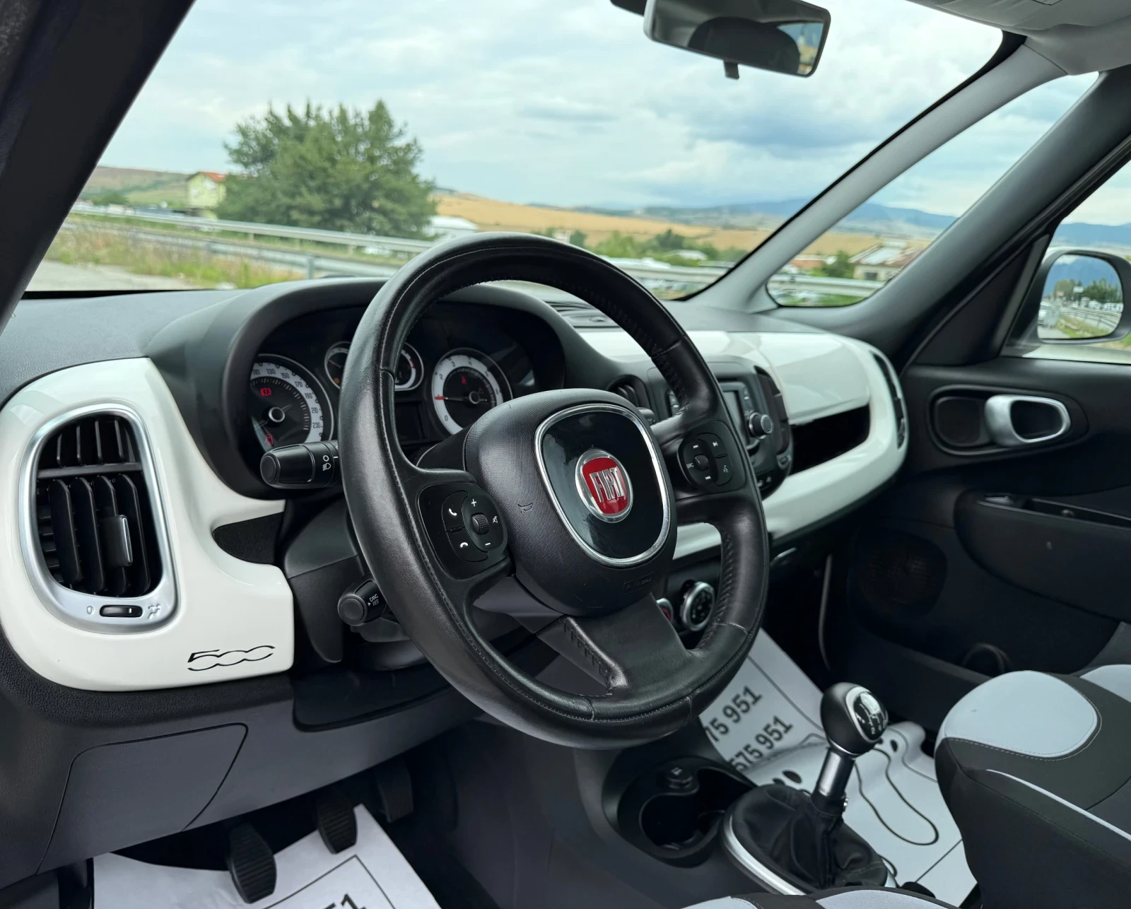 Fiat 500L 1.3-MULTIJET-EURO-5B-БЯЛА ПЕРЛА-КАТО ЧИСТО НОВА, снимка 7 - Автомобили и джипове - 55140528