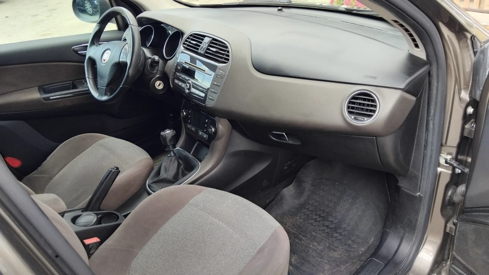 Fiat Bravo 1.6, снимка 14 - Автомобили и джипове - 55299043