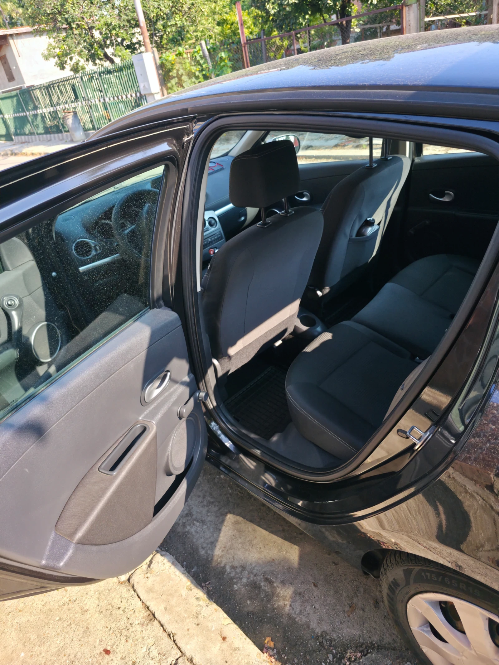Renault Clio 5, снимка 11 - Автомобили и джипове - 55647566