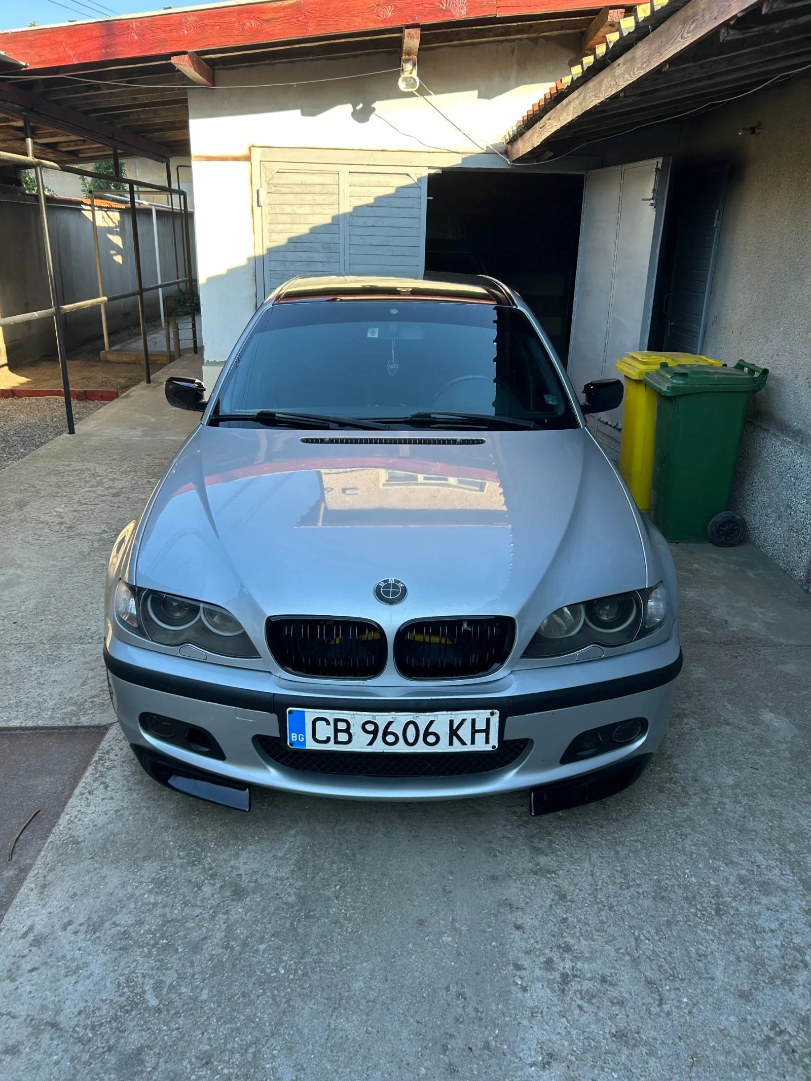 BMW 330