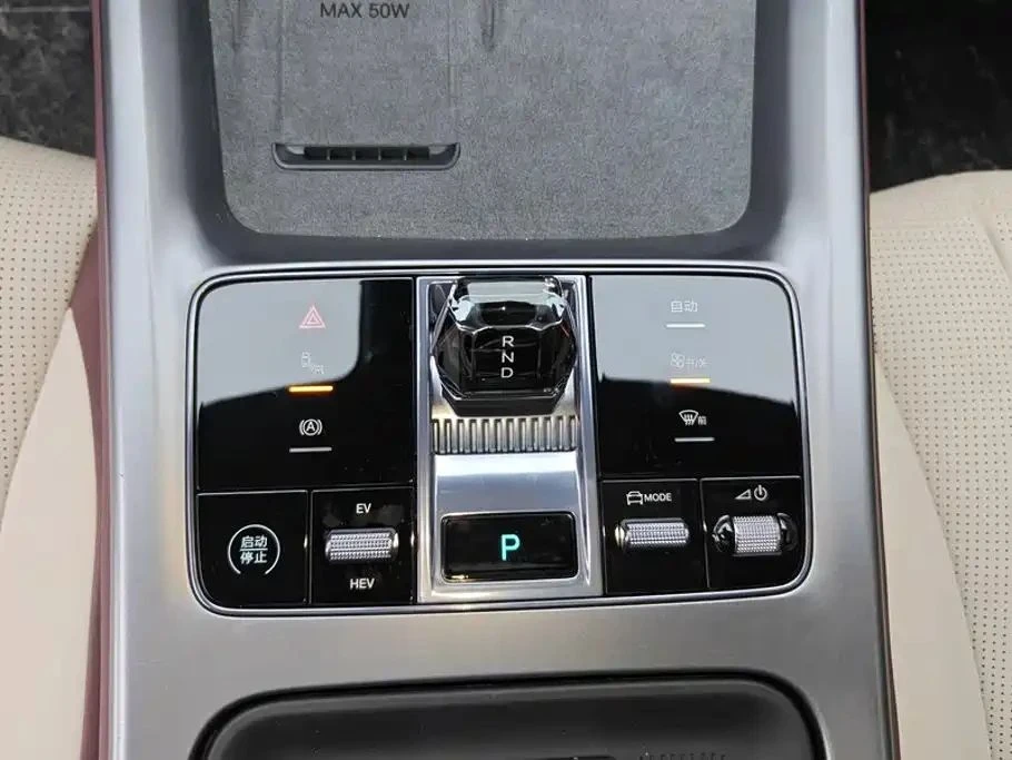 BYD Seal, снимка 10 - Автомобили и джипове - 56710957