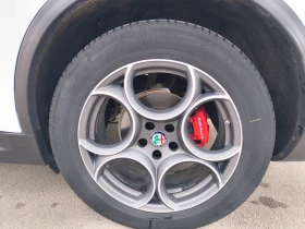 Alfa Romeo Stelvio, снимка 17