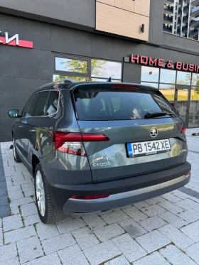 Skoda Karoq 1.5 ACT TSI* Keyless* Подгрев предни/задни седалки, снимка 2