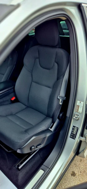 Volvo XC60 2.0D* MILDHYBRID* AWD* NAVI* CAMERA* LED* KEYLESS, снимка 8