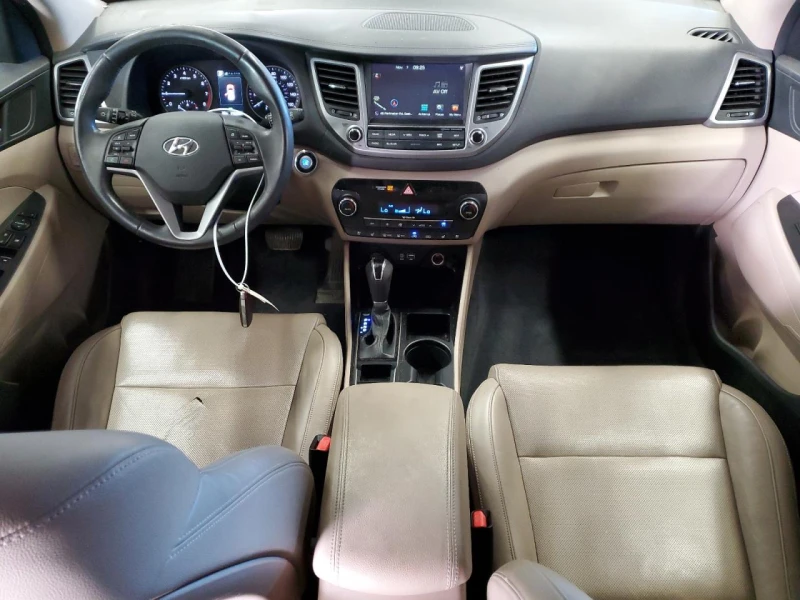 Hyundai Tucson 4x4/LED/XENON/ПОДГРЕВ/КАМЕРА/NAVI, снимка 7 - Автомобили и джипове - 47920093