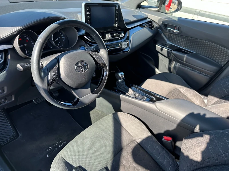 Toyota C-HR 2.0 HYBRID 184K.C ГАРАНЦИЯ!, снимка 8 - Автомобили и джипове - 48143245