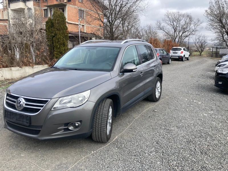 VW Tiguan   ТОП, снимка 8 - Автомобили и джипове - 49322696