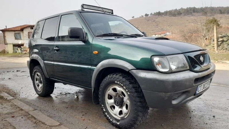 Nissan Terrano, снимка 3 - Автомобили и джипове - 49363328