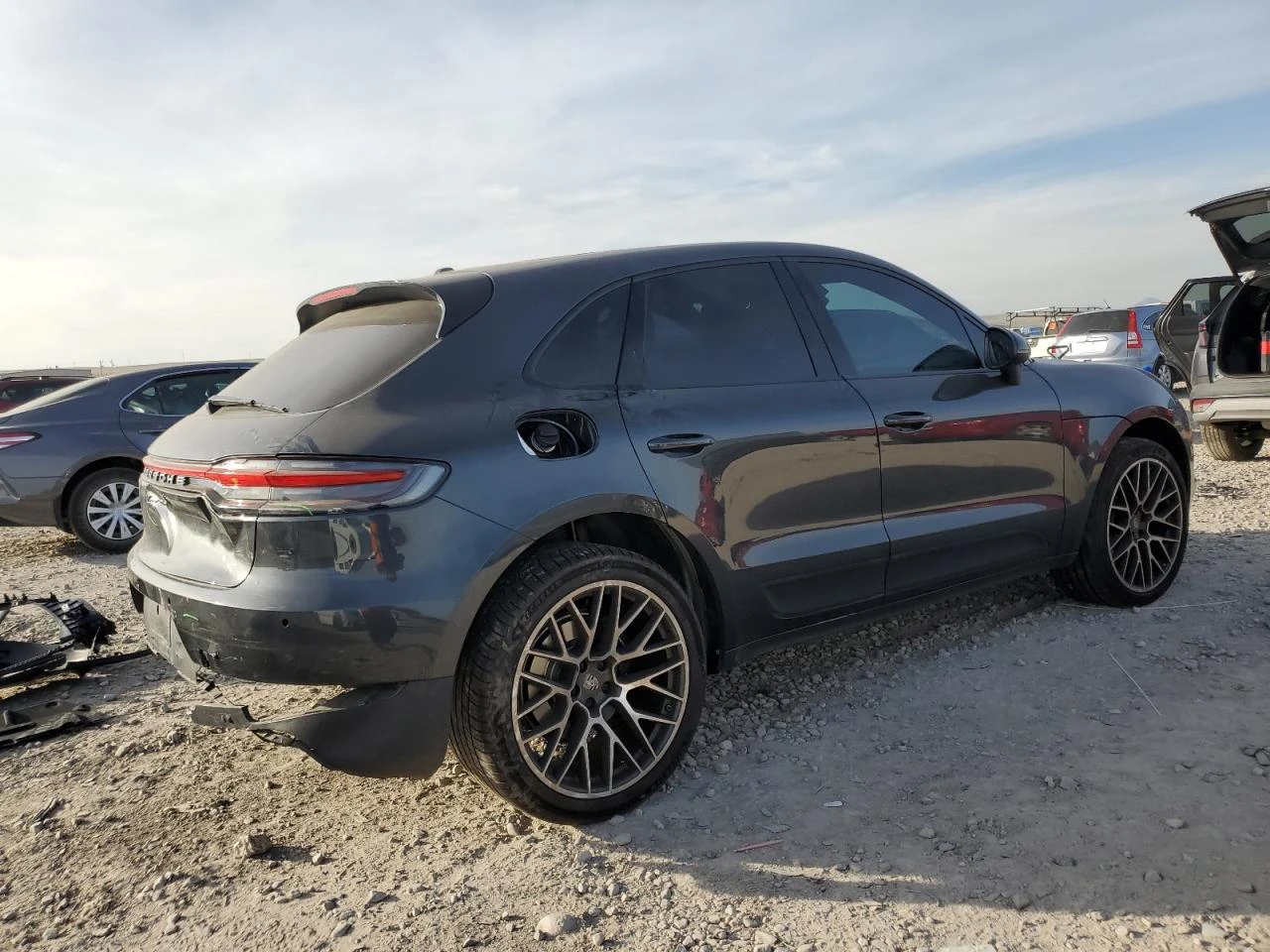Porsche Macan AWD* KEYLESS* КОЖА* АЛКАНТАРА* ПОДГРЕВ*  - изображение 3