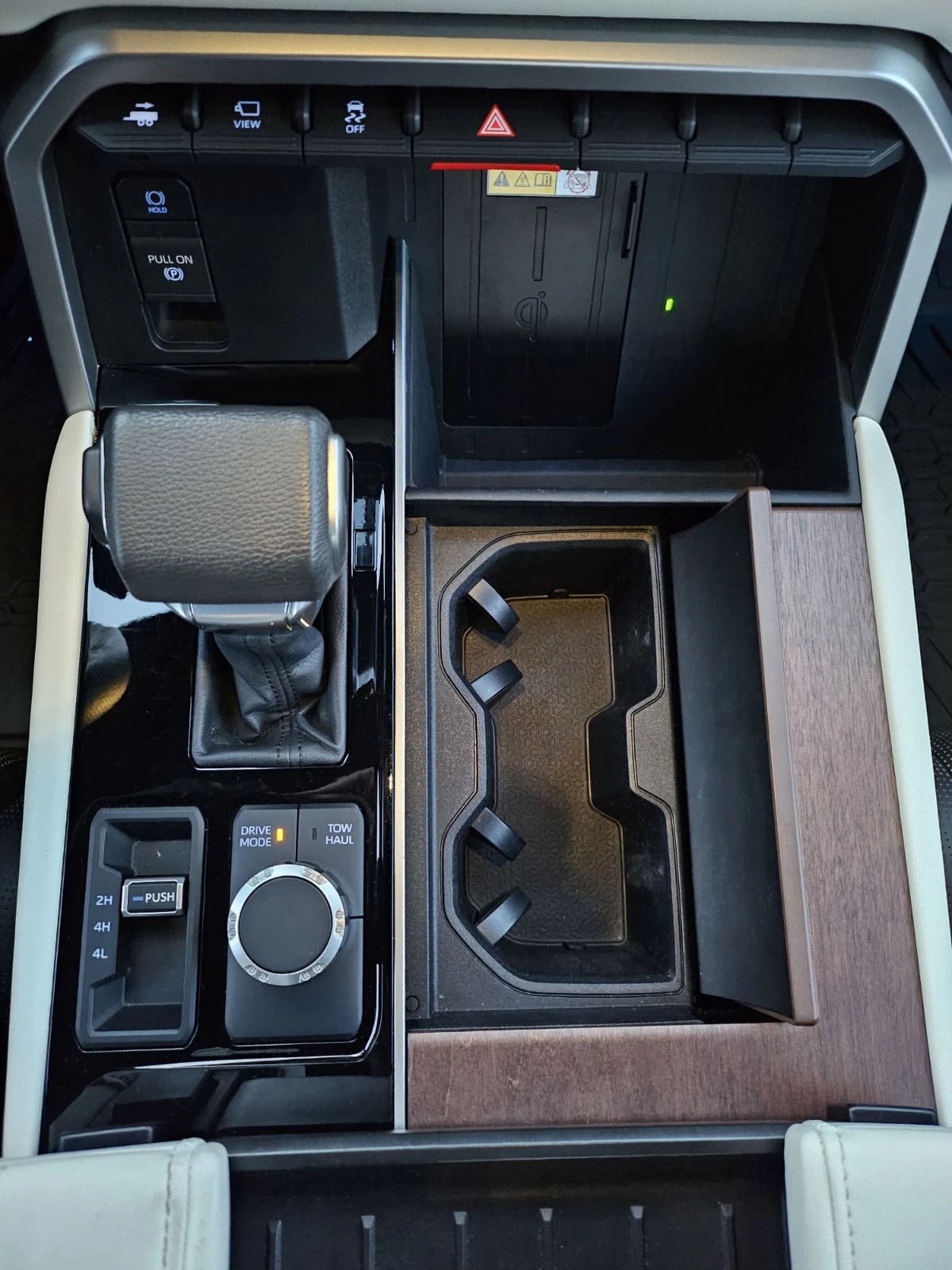 Toyota Tundra 3.5L V6 AWD CAPSTONE | Mobile.bg � ����������� 15