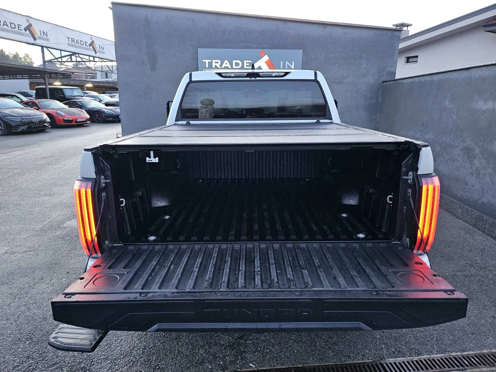 Toyota Tundra 3.5L V6 AWD CAPSTONE - изображение 8