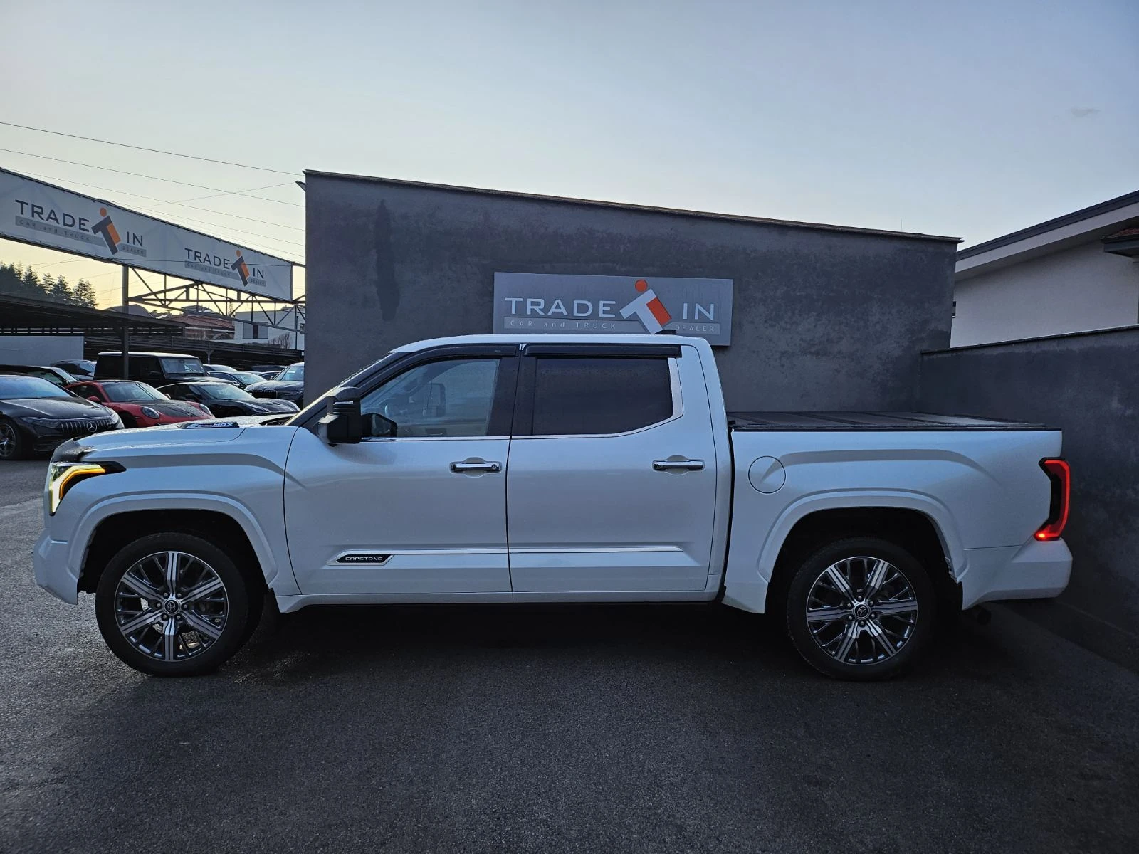 Toyota Tundra 3.5L V6 AWD CAPSTONE - изображение 7