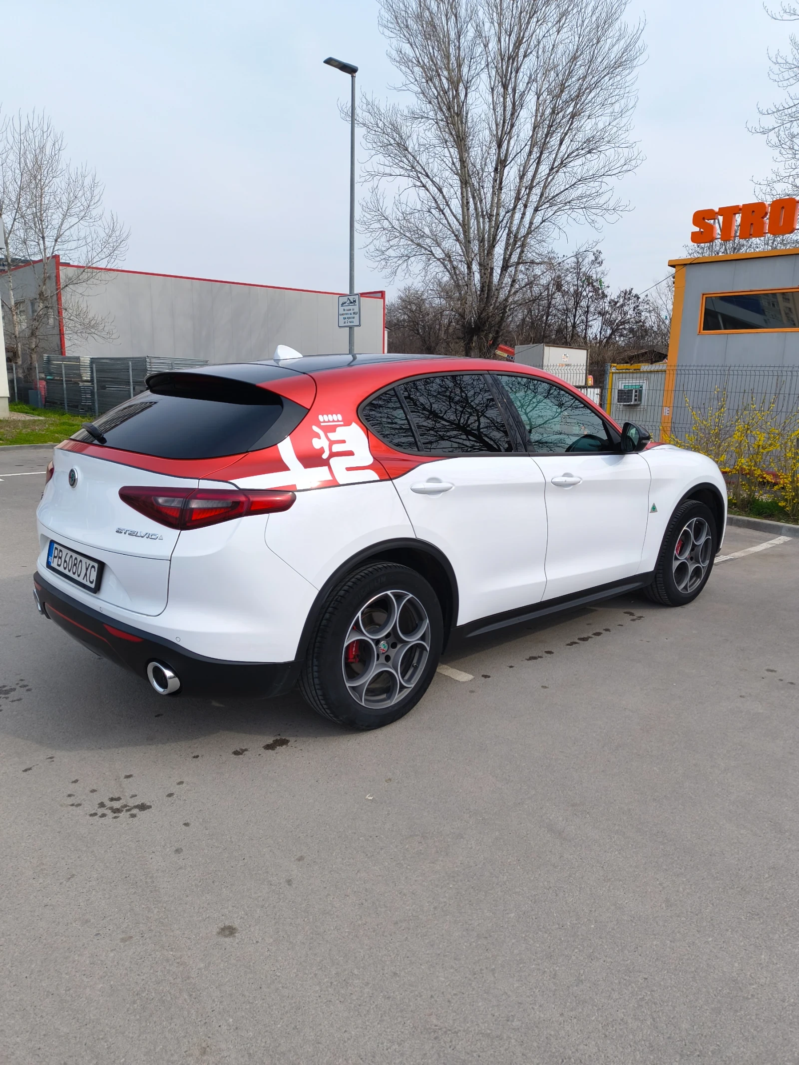 Alfa Romeo Stelvio, снимка 6 - Автомобили и джипове - 53927382