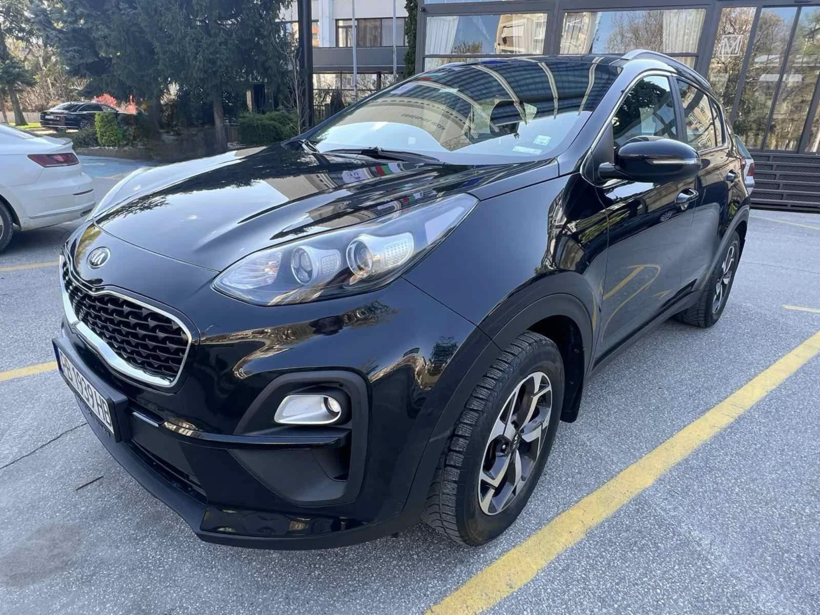 Kia Sportage, снимка 2 - Автомобили и джипове - 54136303