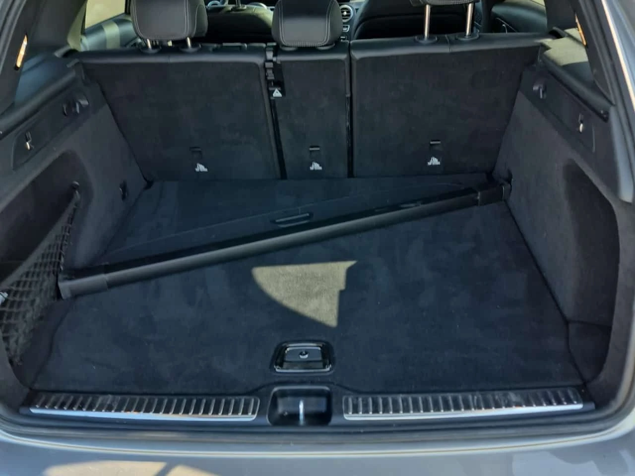 Mercedes-Benz GLC 300 ПОДГРЕВИ * ПАНО * KEYLESS, снимка 13 - Автомобили и джипове - 54383976