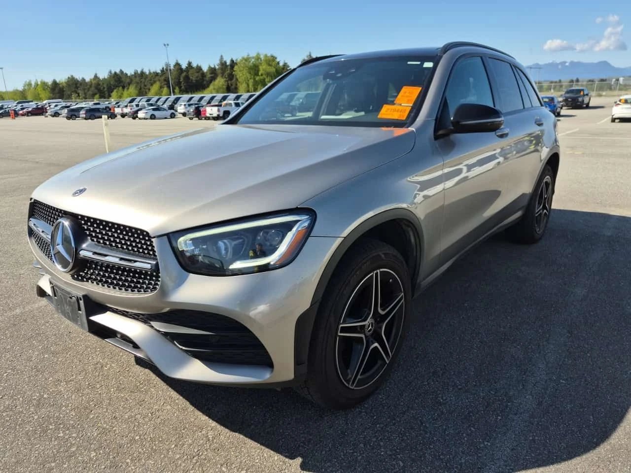 Mercedes-Benz GLC 300 ПОДГРЕВИ * ПАНО * KEYLESS