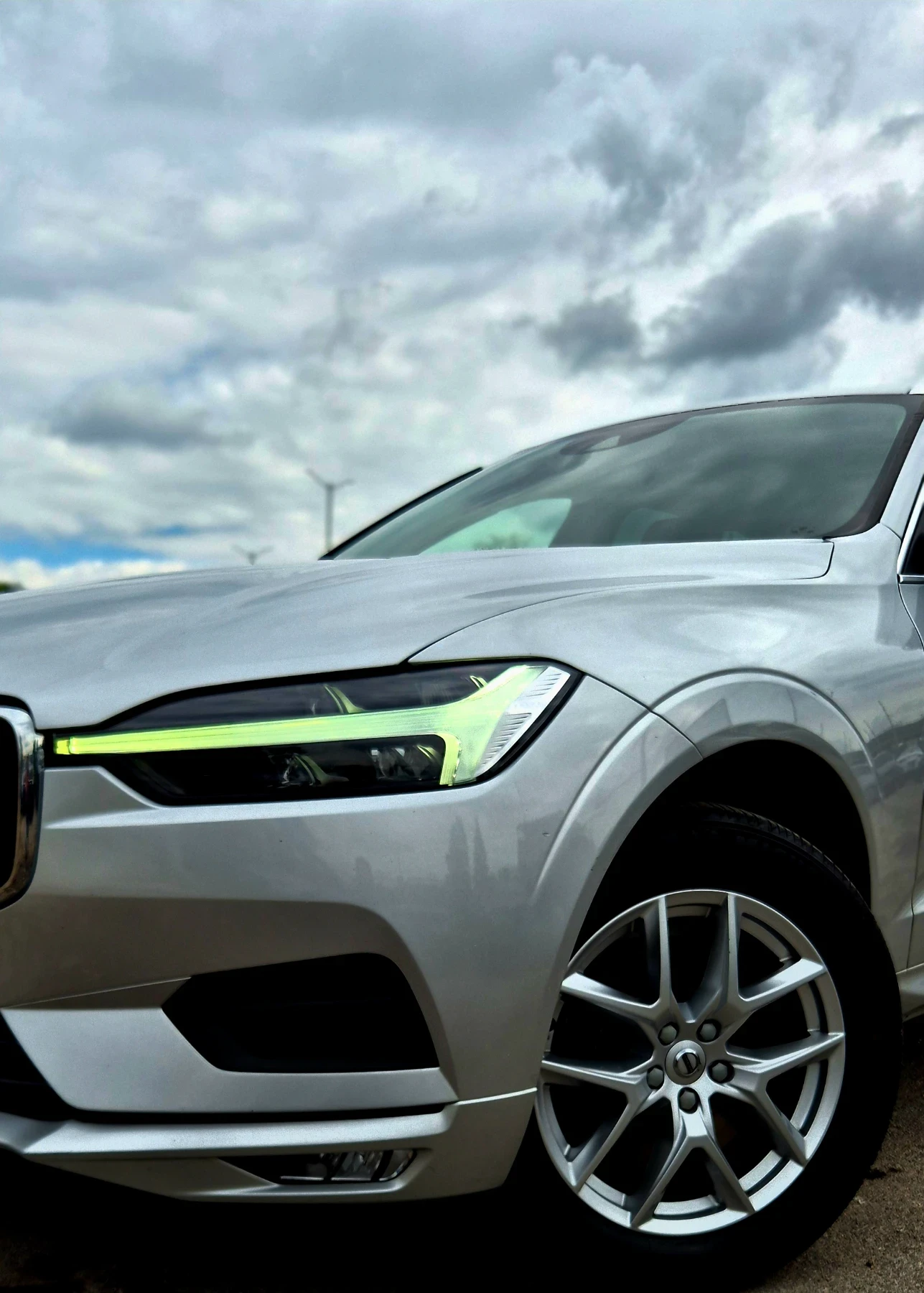 Volvo XC60 2.0D* MILDHYBRID* AWD* NAVI* CAMERA* LED* KEYLESS, снимка 6 - Автомобили и джипове - 54388367