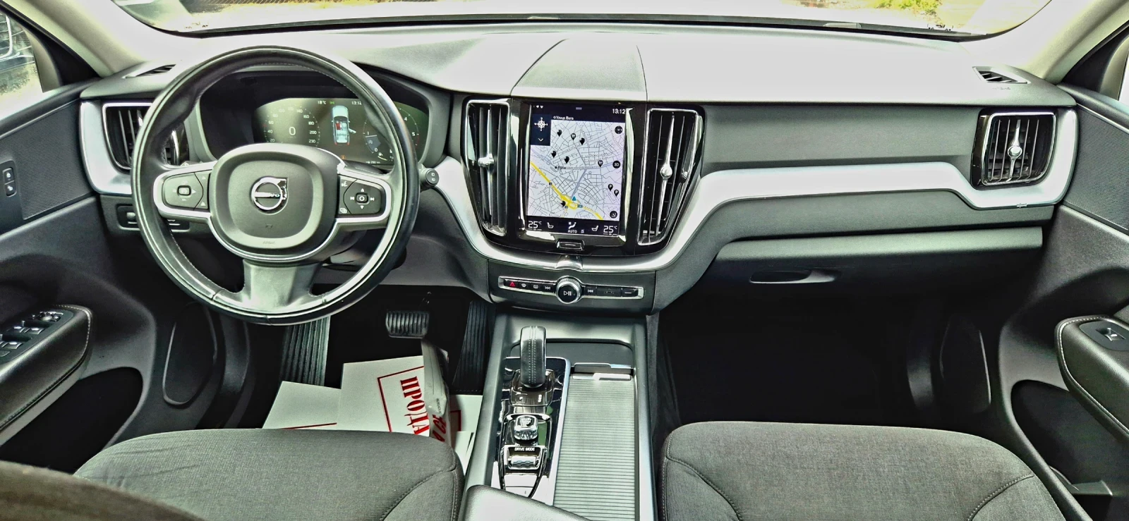Volvo XC60 2.0D* MILDHYBRID* AWD* NAVI* CAMERA* LED* KEYLESS, снимка 12 - Автомобили и джипове - 54388367