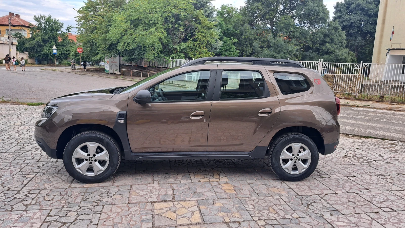 Dacia Duster, снимка 4 - Автомобили и джипове - 55138010