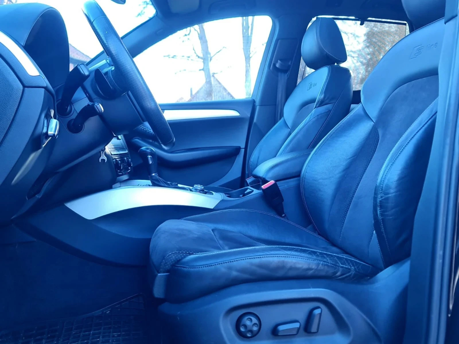Audi Q5 S-LINE, снимка 10 - Автомобили и джипове - 55314202