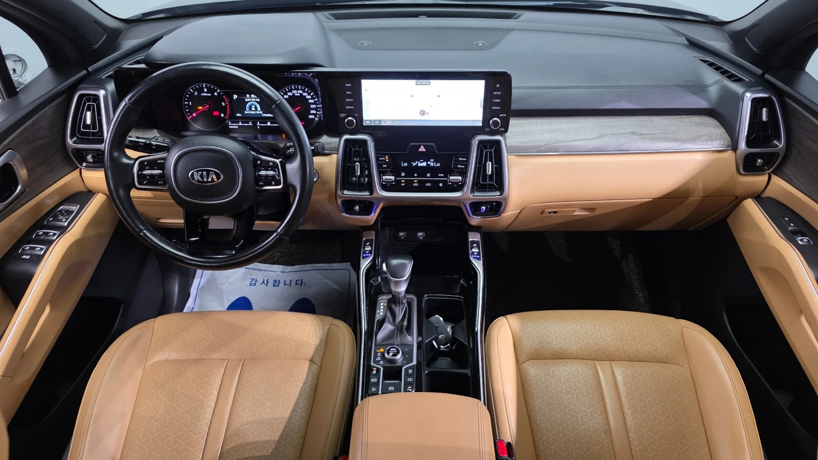 Kia Sorento 2.2 CRDi Prestige, снимка 6 - Автомобили и джипове - 55941948